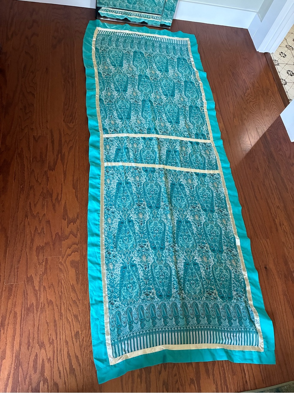 Gorgeous Turquoise Paisley Home Accent Table Runner -  Teal Pattern 75" x 30"